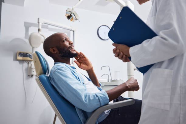 Best Emergency Tooth Extraction in Mccullom Lake, IL